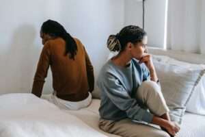 Discover Clear Signs of a Destructive Partner